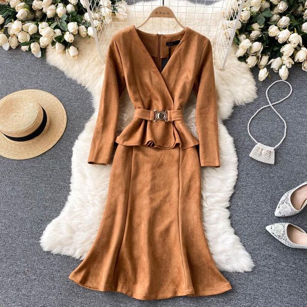 casual dresses autumn style fashion temperament v-neck ol professional bag hip skirt waist ruffled fishtail dress, Black;gray
casual dresses autumn style fashion temperament v-neck ol professional bag hip skirt waist ruffled fishtail dress, Black;gray