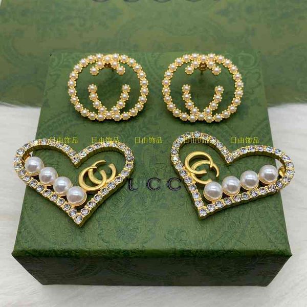 2022 latest factory wholesale earrings new letter diamond inlaid pearl love round fashion earrings trend earrings, Golden
2022 latest factory wholesale earrings new letter diamond inlaid pearl love round fashion earrings trend earrings, Golden