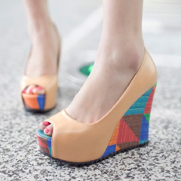 sandals summer slope heel high-heeled platform color matching women's single shoes trend set foot fish mouth sandals., Black
sandals summer slope heel high-heeled platform color matching women's single shoes trend set foot fish mouth sandals., Black