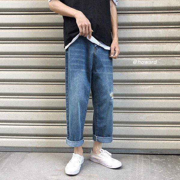 men's jeans washed casual loose daisy nine-point trousers trendy fashion four seasons denim straight wide-leg pants 2021, Blue
men's jeans washed casual loose daisy nine-point trousers trendy fashion four seasons denim straight wide-leg pants 2021, Blue