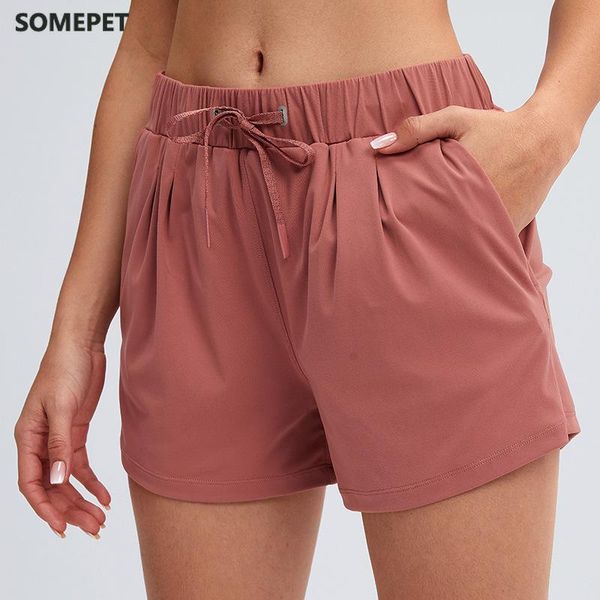 women's shorts women stretch low waistshorts with pocket butter soft fabric 4-way pockets, White;black
women's shorts women stretch low waistshorts with pocket butter soft fabric 4-way pockets, White;black