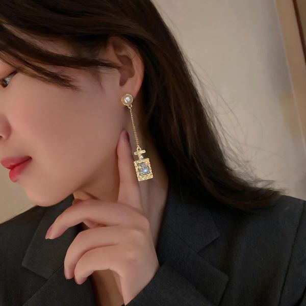 stud summer personality square pendant earrings luxury fashion casual dance party for women, Golden;silver
stud summer personality square pendant earrings luxury fashion casual dance party for women, Golden;silver