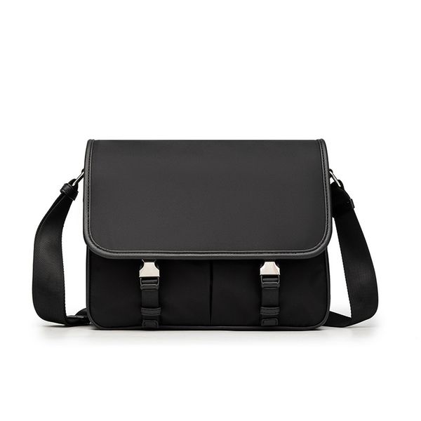autumn and winter cloth single shoulder difference bag with multiple compartments
autumn and winter cloth single shoulder difference bag with multiple compartments