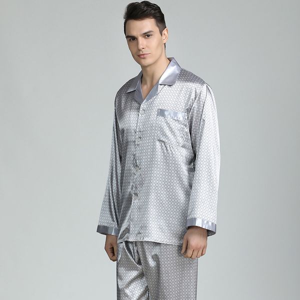 sleepwear fashion pajamas men's silk like spring and summer long sleeve housewear printed, Black;brown
sleepwear fashion pajamas men's silk like spring and summer long sleeve housewear printed, Black;brown