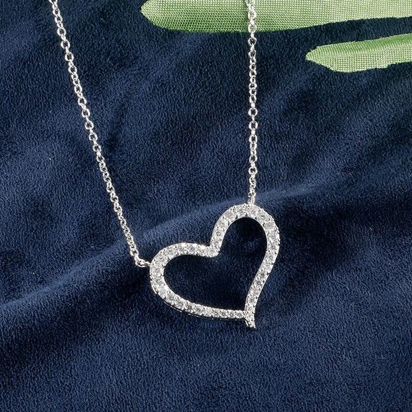pendant necklaces heart-shaped simple hollow design necklace jewelry small full transparent zircons hand party gifts, Silver
pendant necklaces heart-shaped simple hollow design necklace jewelry small full transparent zircons hand party gifts, Silver