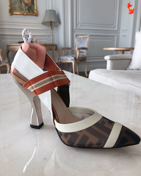 2021 good quality fashion women luxurys designers shoes designer sandals womens luxury high heels sandal dress shoess with box size 35-41 -m, Black
2021 good quality fashion women luxurys designers shoes designer sandals womens luxury high heels sandal dress shoess with box size 35-41 -m, Black