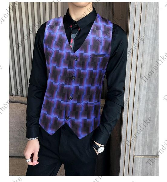 men's vests thorndike 2021 handsome wool tweed slim fit leisure suit vest gentleman blue pattern waistcoat business wedding groom, Black;white
men's vests thorndike 2021 handsome wool tweed slim fit leisure suit vest gentleman blue pattern waistcoat business wedding groom, Black;white