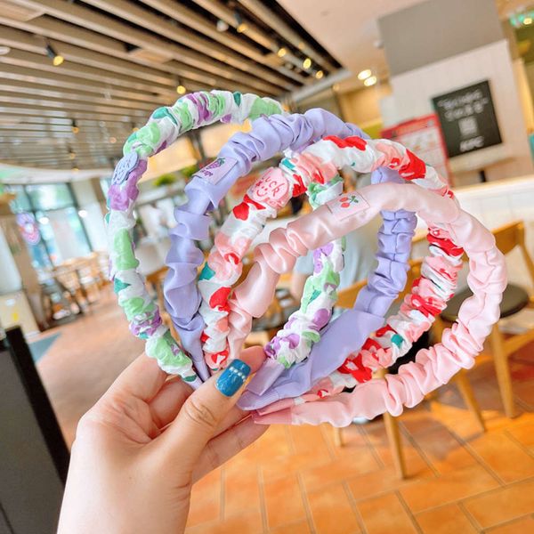 small fresh broken flower hoop net red girl fold baby pressure buckle, Black;brown
small fresh broken flower hoop net red girl fold baby pressure buckle, Black;brown