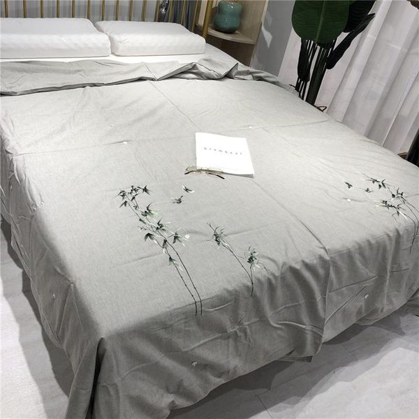 bamboo cotton summer quilt fill mulberry silk embroidery comforter pure fresh duvet soft breathable 200x230cm size comforters & sets
bamboo cotton summer quilt fill mulberry silk embroidery comforter pure fresh duvet soft breathable 200x230cm size comforters & sets
