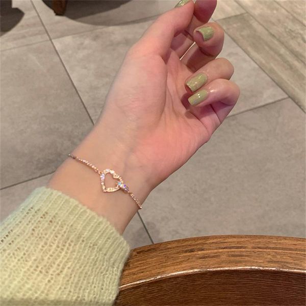 charm bracelets simplicity gold color heart rhinestone pendant bracelet for women girl bangle jewelry gift hand accessories, Golden;silver 
charm bracelets simplicity gold color heart rhinestone pendant bracelet for women girl bangle jewelry gift hand accessories, Golden;silver