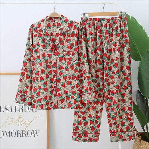silk pajamas set strawberry women sleepwear printing long sleeved trousers ice homewear two piece clothes pijamas, Black;red
silk pajamas set strawberry women sleepwear printing long sleeved trousers ice homewear two piece clothes pijamas, Black;red
