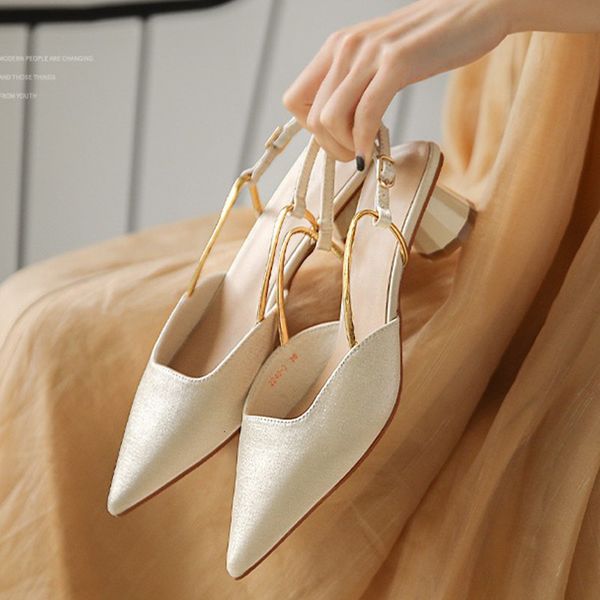 pointed high heels women's 2021 summer french girls' baotou sandals thick heel air fairy style
pointed high heels women's 2021 summer french girls' baotou sandals thick heel air fairy style