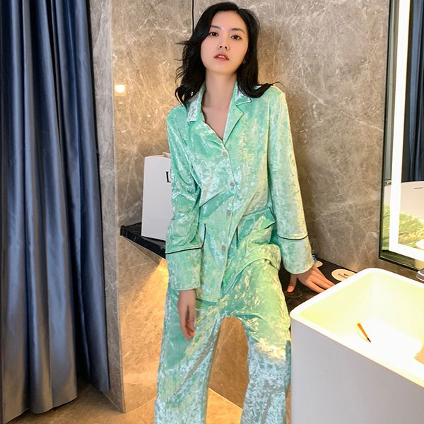 shiny velvet sleepwear autumn winter warm homewear fashion loose soft pajamas set womens long sleeves, Black;red
shiny velvet sleepwear autumn winter warm homewear fashion loose soft pajamas set womens long sleeves, Black;red