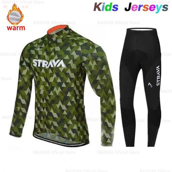 boy winter long sleeve cycling jersey set pro team clothes thermal fleece mtb cycle clothing kids road bike uniform1, Black;blue
boy winter long sleeve cycling jersey set pro team clothes thermal fleece mtb cycle clothing kids road bike uniform1, Black;blue
