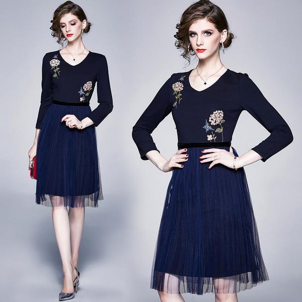 simgent floral embroidered dress women v-neck patchwork pleated blue mesh woman fashion clothes fall winter sg010086 casual dresses, Black;gray
simgent floral embroidered dress women v-neck patchwork pleated blue mesh woman fashion clothes fall winter sg010086 casual dresses, Black;gray