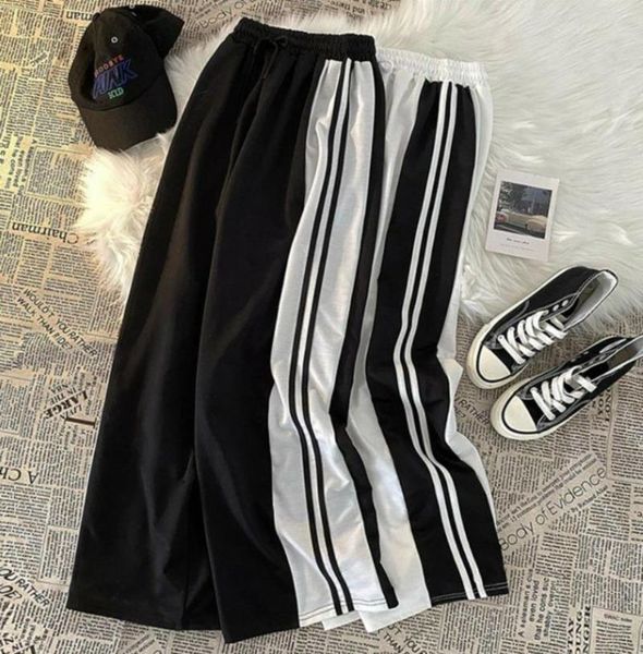 women's pants & capris simple casual style fashion slim sport trousers women 2021 korean version loose wild wide-leg ins trend, Black;white
women's pants & capris simple casual style fashion slim sport trousers women 2021 korean version loose wild wide-leg ins trend, Black;white