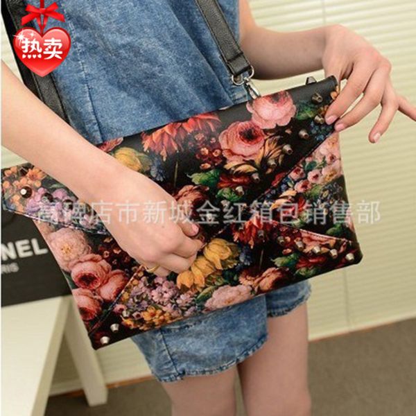 fashion one shoulder women's magazine oil painting dinner envelope hand bag
fashion one shoulder women's magazine oil painting dinner envelope hand bag