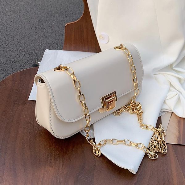 niche design high-end bag female 2021 fashion chain messenger square underarm dual-use width: 22cm shoulder bags
niche design high-end bag female 2021 fashion chain messenger square underarm dual-use width: 22cm shoulder bags