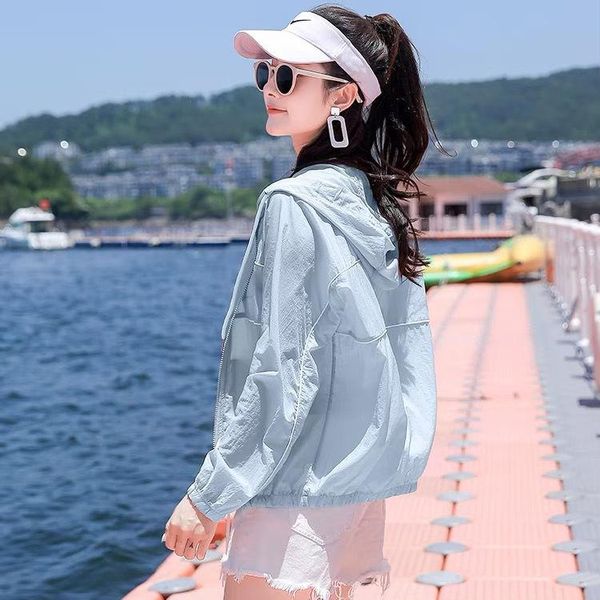 women 2021 summer uv sunscreen clothes female long sleeve jacket anti ultraviolet beach wear cover-ups r183 women's jackets, Black;brown
women 2021 summer uv sunscreen clothes female long sleeve jacket anti ultraviolet beach wear cover-ups r183 women's jackets, Black;brown