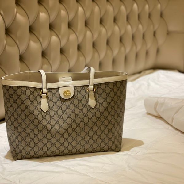 new women 2021 luxurys shopping handbags bag is full of advanced feeling, you can't miss the classic versatile width 47 * bottom 37 ctm
new women 2021 luxurys shopping handbags bag is full of advanced feeling, you can't miss the classic versatile width 47 * bottom 37 ctm