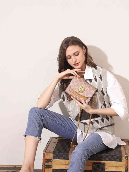 handbag cowhide bag women's 2021 fashion color contrast printing chain small square versatile single shoulder diagonal, Black;red
handbag cowhide bag women's 2021 fashion color contrast printing chain small square versatile single shoulder diagonal, Black;red
