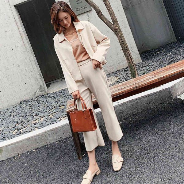 winter women sets loose sweater long sleeve cardigan and full length pants print letter loose striped contrast set 210427, White
winter women sets loose sweater long sleeve cardigan and full length pants print letter loose striped contrast set 210427, White