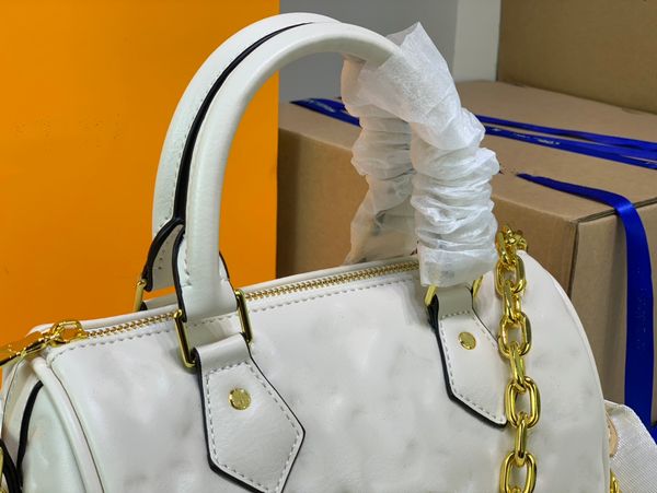 fashion luxurys designers bags spddey bandouiiere 22 tote women handbags monograms embossing shoulder bag m58631
fashion luxurys designers bags spddey bandouiiere 22 tote women handbags monograms embossing shoulder bag m58631