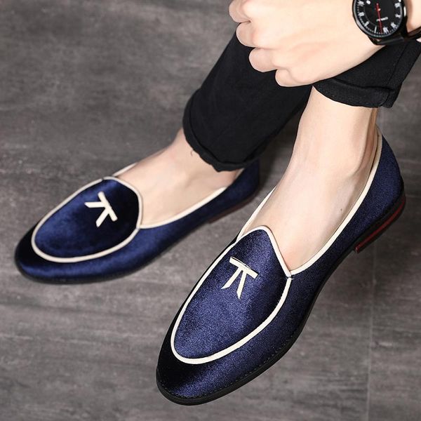 dress shoes 2021 style designer leather fashion men silk velvet pointed toe comfortable loafers plus size formal, Black 
dress shoes 2021 style designer leather fashion men silk velvet pointed toe comfortable loafers plus size formal, Black