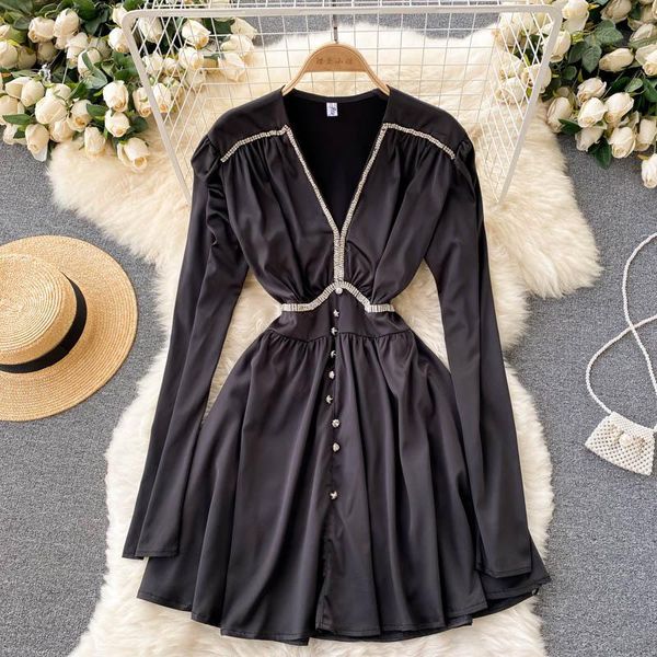 casual dresses a579 fall 2021 fashion women diamond-studded v-neck long sleeve black dress vintage clothes party vestidos, Black;gray
casual dresses a579 fall 2021 fashion women diamond-studded v-neck long sleeve black dress vintage clothes party vestidos, Black;gray