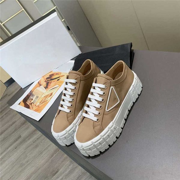 designer sneakers gabardine nylon casual shoes brand wheel trainers luxury canvas sneaker fashion platform solid heighten shoe with box, Black
designer sneakers gabardine nylon casual shoes brand wheel trainers luxury canvas sneaker fashion platform solid heighten shoe with box, Black