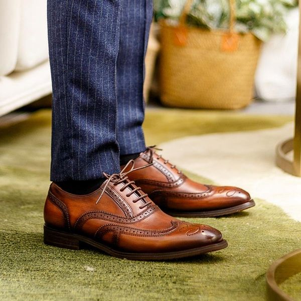 dress shoes arrival pointed toe man welted genuine leather formal oxfords handmade heels wingtip brogues men's flats ss651, Black
dress shoes arrival pointed toe man welted genuine leather formal oxfords handmade heels wingtip brogues men's flats ss651, Black