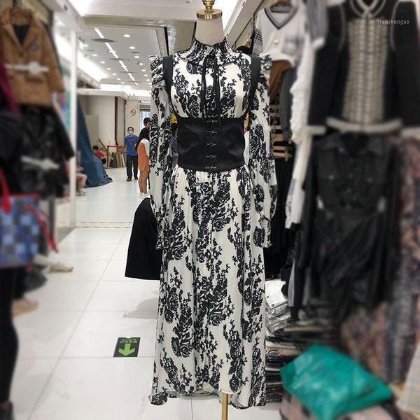 casual dresses 2021 fashion designer summer spring dress women vintage elegant ruffles patchwork long sleeve, Black;gray
casual dresses 2021 fashion designer summer spring dress women vintage elegant ruffles patchwork long sleeve, Black;gray