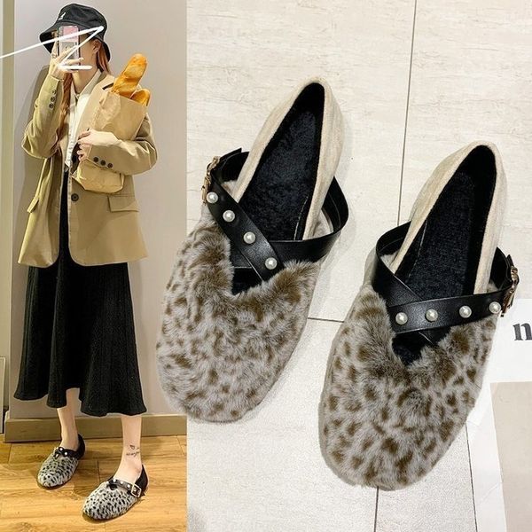 sandals 2021 woman shoes slippers winter for women home faux fur warm female slides zapatillas mujer baet, Black
sandals 2021 woman shoes slippers winter for women home faux fur warm female slides zapatillas mujer baet, Black