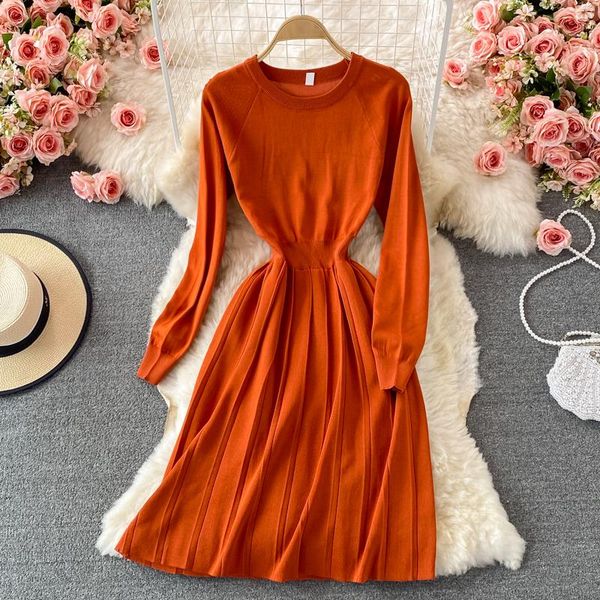casual dresses autumn winter waist temperament long-sleeved bottoming sweater dress fashion oneck elegant black pleated knitted womens, Black;gray
casual dresses autumn winter waist temperament long-sleeved bottoming sweater dress fashion oneck elegant black pleated knitted womens, Black;gray