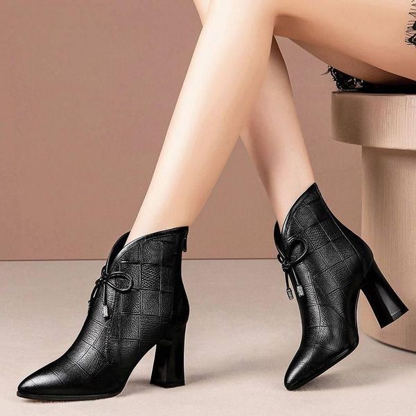 boots 2021 spring and autumn high-heeled short fashion pointed frosted european american bowknot women's, Black
boots 2021 spring and autumn high-heeled short fashion pointed frosted european american bowknot women's, Black