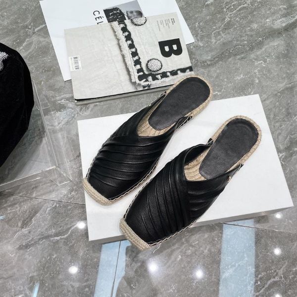 slippers 2021 espadrilles woman half genuine leather women shoes loafers femmes sandales flats casual chaussure femme, Black
slippers 2021 espadrilles woman half genuine leather women shoes loafers femmes sandales flats casual chaussure femme, Black