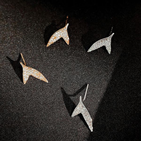 stud 2021 arrival classic geometric crystal simple zircon dolphin tail earrings for women fashion cute jewelry gifts, Golden;silver
stud 2021 arrival classic geometric crystal simple zircon dolphin tail earrings for women fashion cute jewelry gifts, Golden;silver