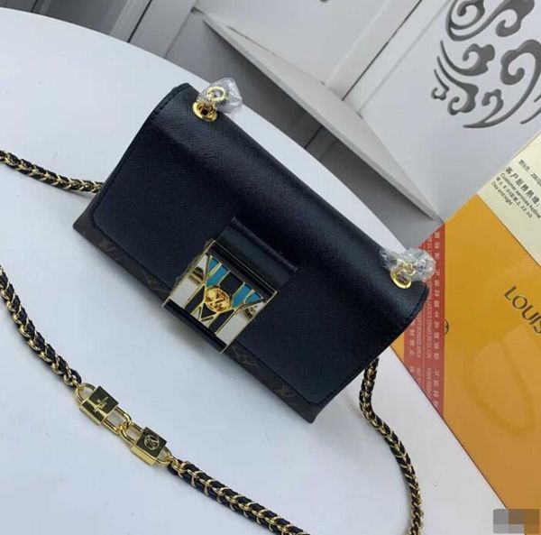 designer luxury m44916 early spring series messenger bag chain bag handbags iconic handles shoulder bags totes cross body brand bag clut
designer luxury m44916 early spring series messenger bag chain bag handbags iconic handles shoulder bags totes cross body brand bag clut