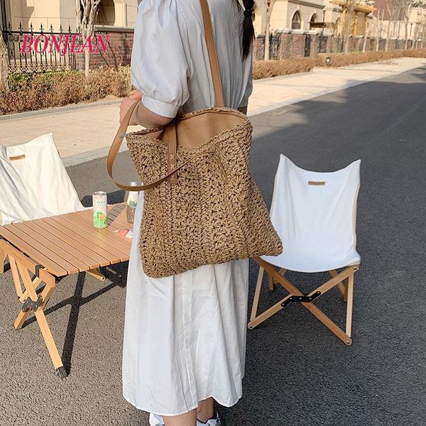 female weave tote bag 2021 fashion beach bags bohemian women's design handbag summer saddle casual straw travel duffel
female weave tote bag 2021 fashion beach bags bohemian women's design handbag summer saddle casual straw travel duffel