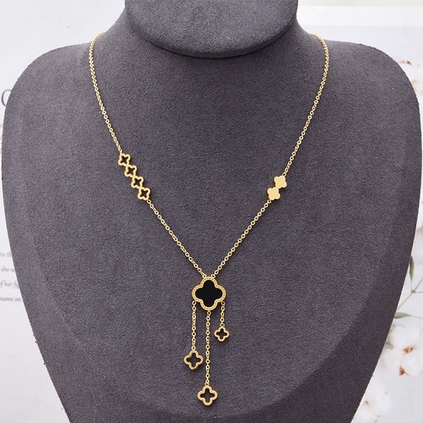 lavish brand clover pendant necklace fashion four-leaf shell necklaces for woman jewelry, Silver
lavish brand clover pendant necklace fashion four-leaf shell necklaces for woman jewelry, Silver
