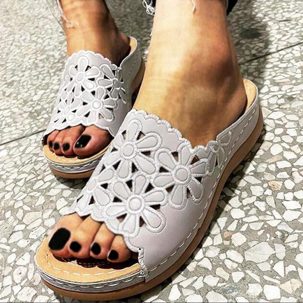 slippers women 2021 flower wedges woman hollow out peep toe shoes female door ladies summer comfortable plus size, Black
slippers women 2021 flower wedges woman hollow out peep toe shoes female door ladies summer comfortable plus size, Black
