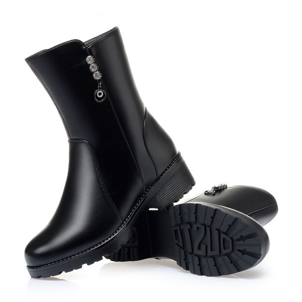 winter plus wool genuine leather womens short boots non-slip shoes charm ladys work shoes boots fashion temperament 35-42, Black
winter plus wool genuine leather womens short boots non-slip shoes charm ladys work shoes boots fashion temperament 35-42, Black