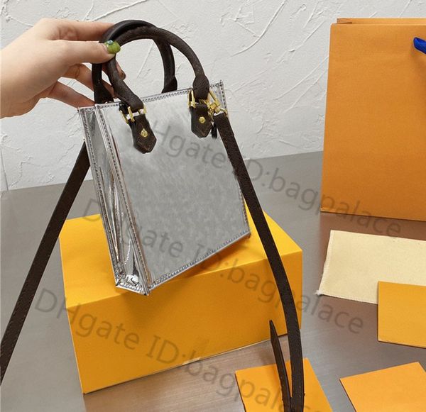 2021 luxurys designers bags mini totes shoulder handbag messenger women oversize fashion vintage handbags printed classic crossbody clutch b
2021 luxurys designers bags mini totes shoulder handbag messenger women oversize fashion vintage handbags printed classic crossbody clutch b