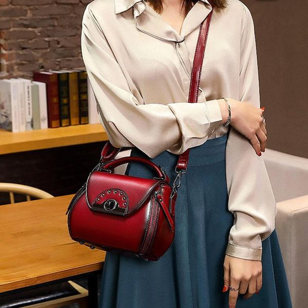 est fashion red women bag luxury genuine cowhide leather shoulder bags mobile phone clutch crossbody totes
est fashion red women bag luxury genuine cowhide leather shoulder bags mobile phone clutch crossbody totes