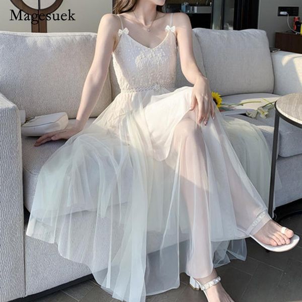 casual dresses sleeveless summer party dress woman 2021 v neck lace mesh sling women elegant embroidery long vestido 14881, Black;gray
casual dresses sleeveless summer party dress woman 2021 v neck lace mesh sling women elegant embroidery long vestido 14881, Black;gray