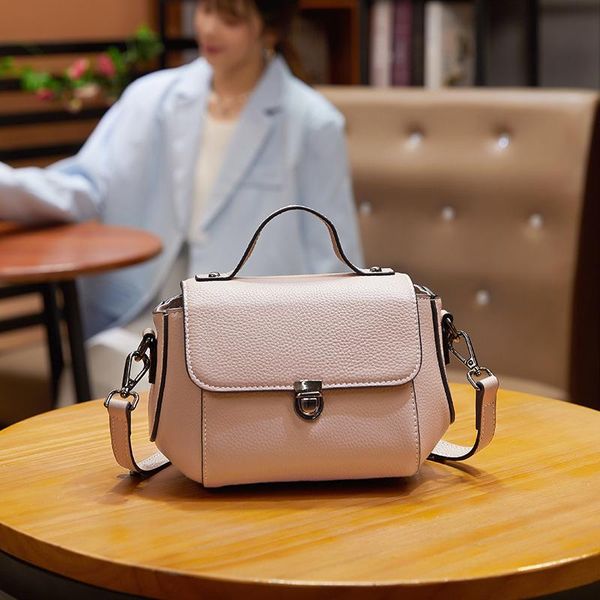 evening bags designer vintage shoulder bag for women leather crossbody fashion multifunction messenger small square mommy handbag
evening bags designer vintage shoulder bag for women leather crossbody fashion multifunction messenger small square mommy handbag