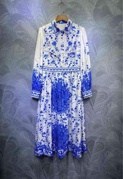 casual dresses 2021 runways high-quality spring ed in feminine floral pattern chic beads long sleeves c648, Black;gray
casual dresses 2021 runways high-quality spring ed in feminine floral pattern chic beads long sleeves c648, Black;gray