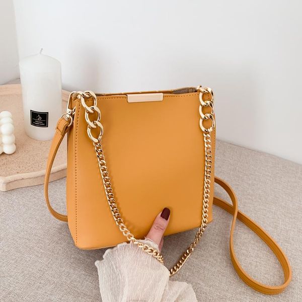 evening bags fashion chain shoulder bag female brand design handbag quality soft leather crossbody autumn solid color phone pack
evening bags fashion chain shoulder bag female brand design handbag quality soft leather crossbody autumn solid color phone pack