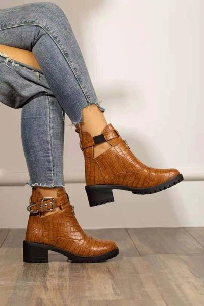 boots spring short tube riding for women fashion pu crocodile pattern square heel round toe personality women's, Black
boots spring short tube riding for women fashion pu crocodile pattern square heel round toe personality women's, Black