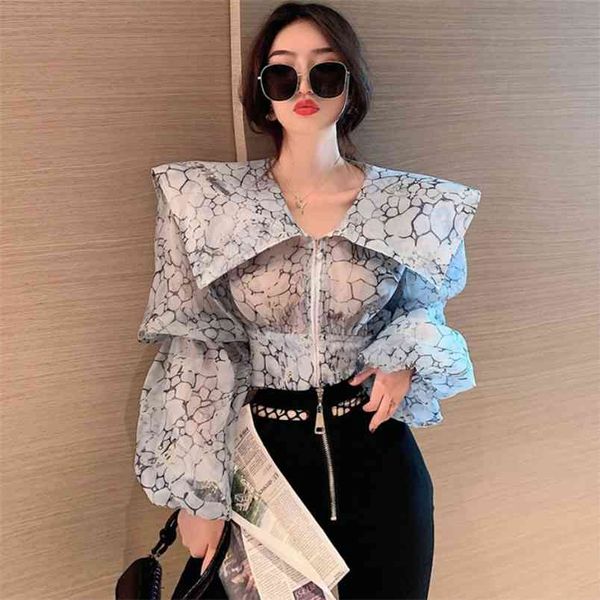 spring fashion big turn down collar printing shirt female lantern sleeve elegant perspective chic zipper blouses shirts 210519, White
spring fashion big turn down collar printing shirt female lantern sleeve elegant perspective chic zipper blouses shirts 210519, White